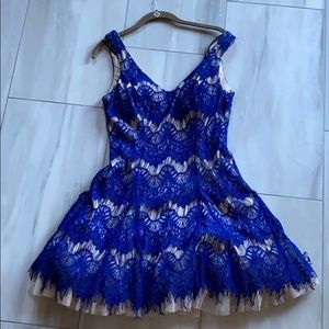 Lace detail tool homecoming prom Dillard’s dress